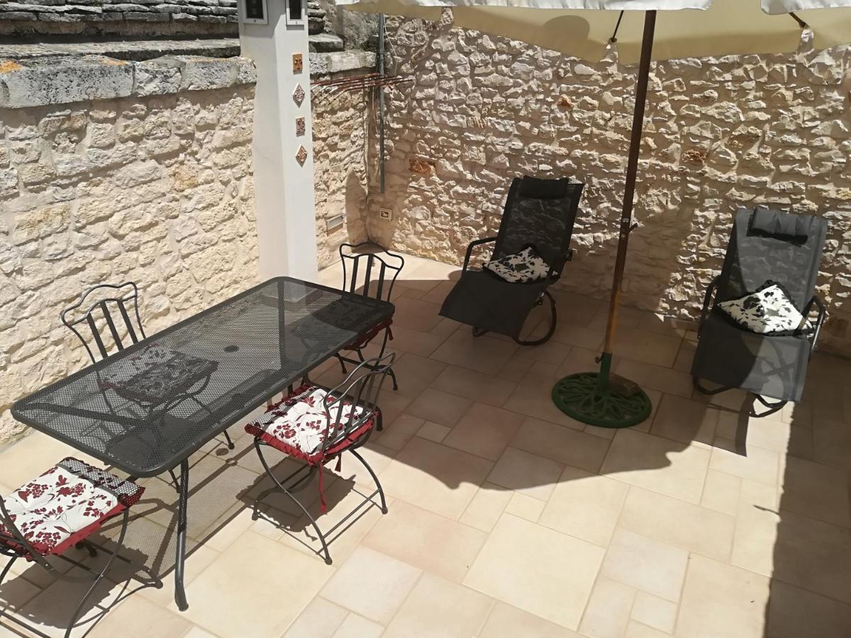 Edone Apartment Locorotondo Bagian luar foto